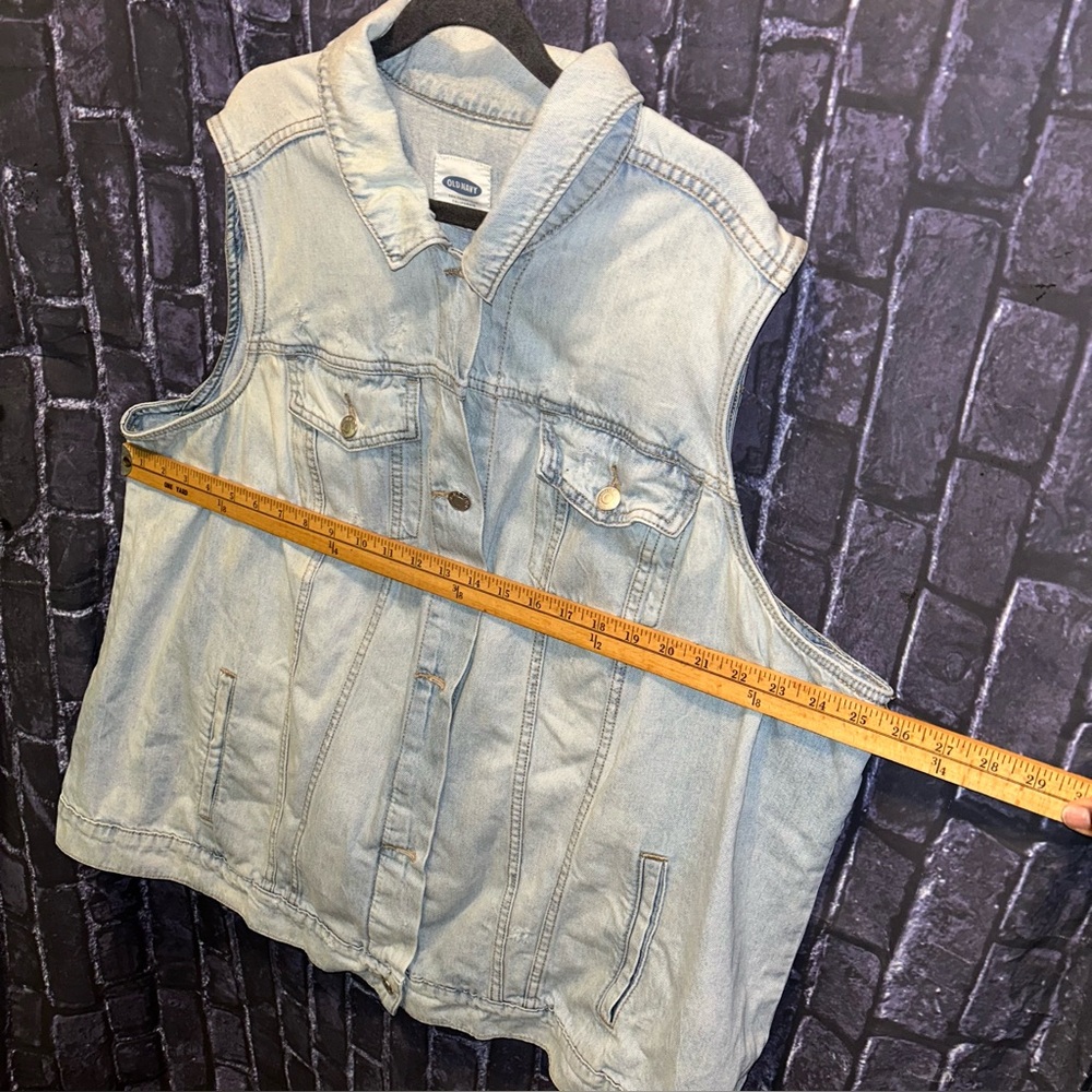Old Navy Light Wash Denim Vest sz 4x - Picture 5 of 14